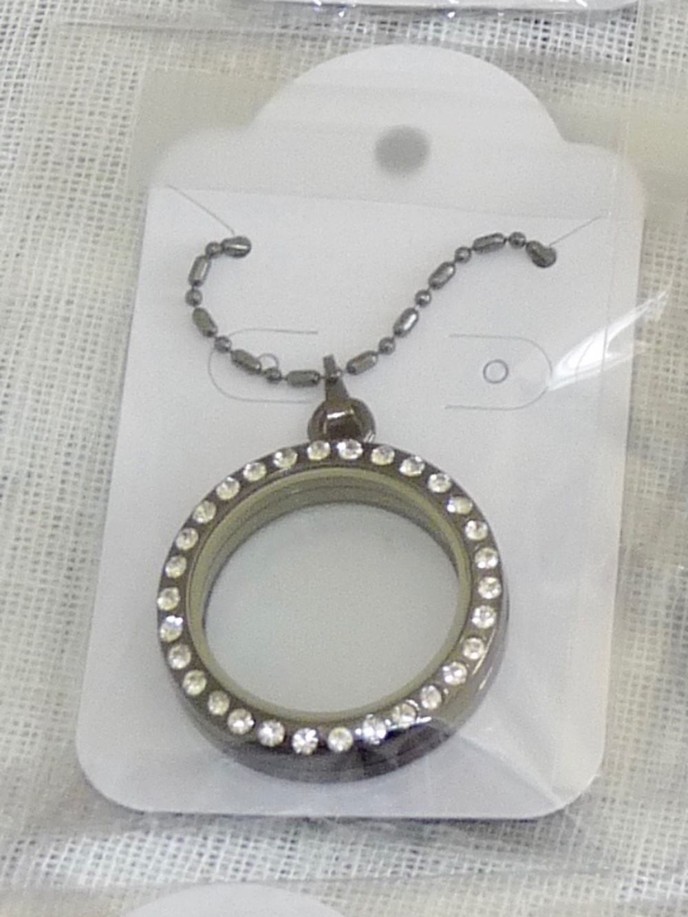 FL Floating Memory Lockets Necklaces Pendants Circle Round w/chain